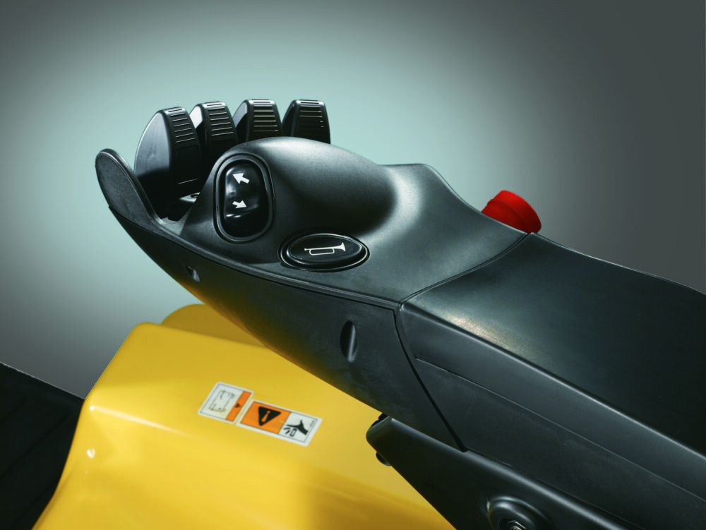 HYSTER שלושה גלגלים J1.6 -2.0XNT